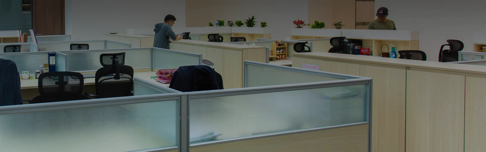 Contact banner